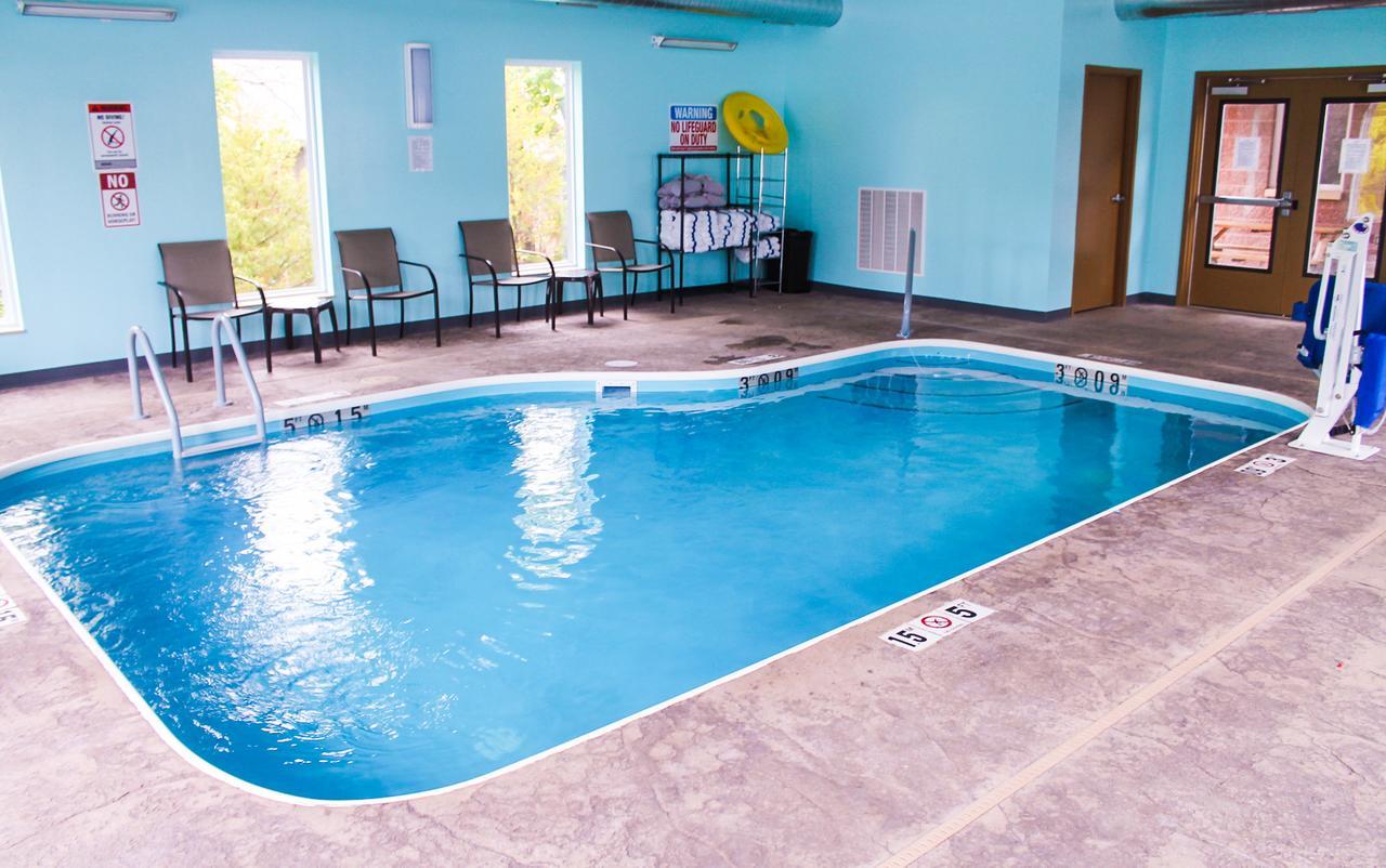 Bell'S Extended Stay And Suites Saint Robert Luaran gambar