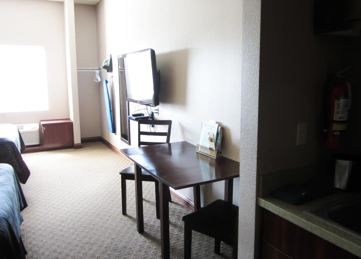 Bell'S Extended Stay And Suites Saint Robert Luaran gambar