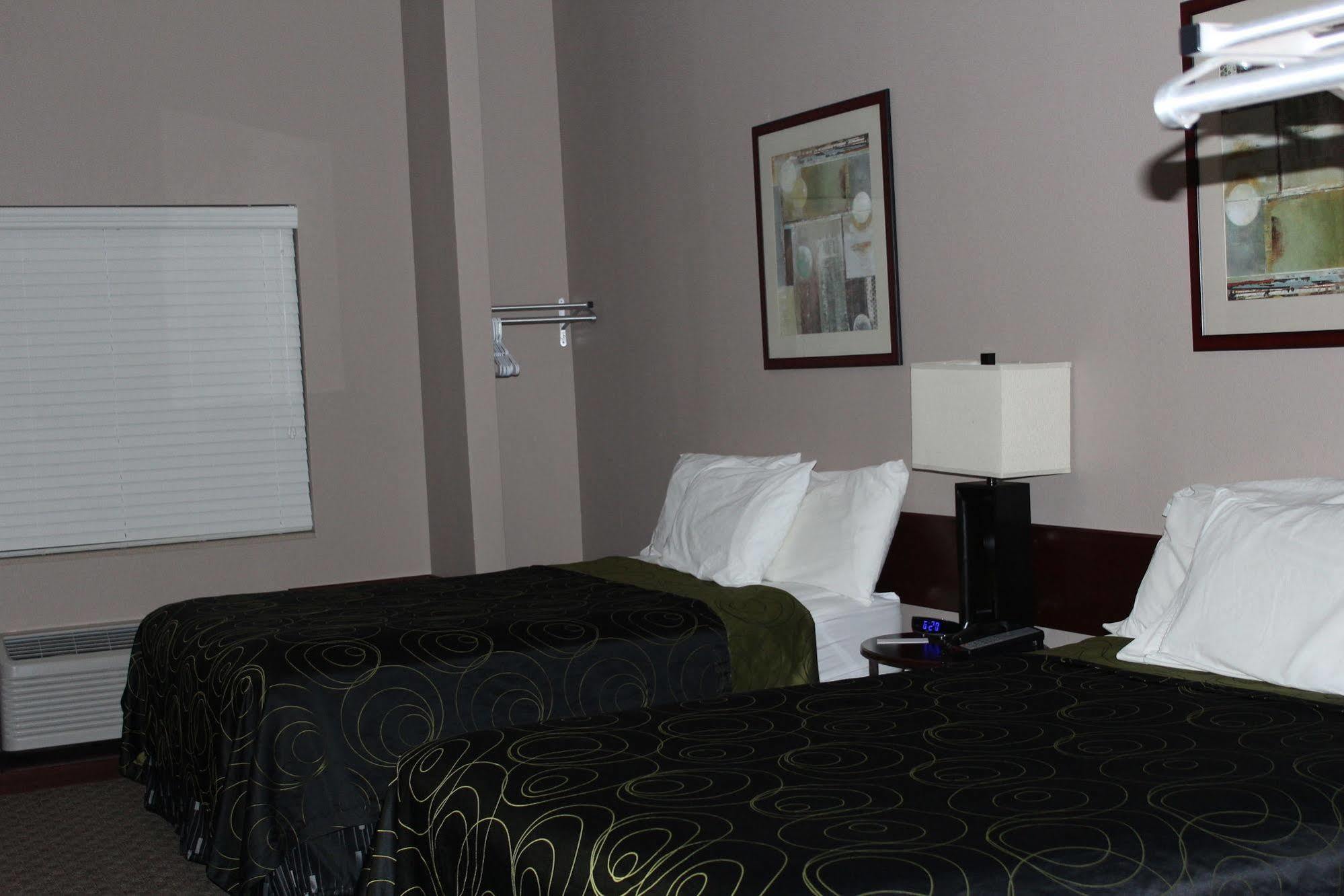 Bell'S Extended Stay And Suites Saint Robert Luaran gambar