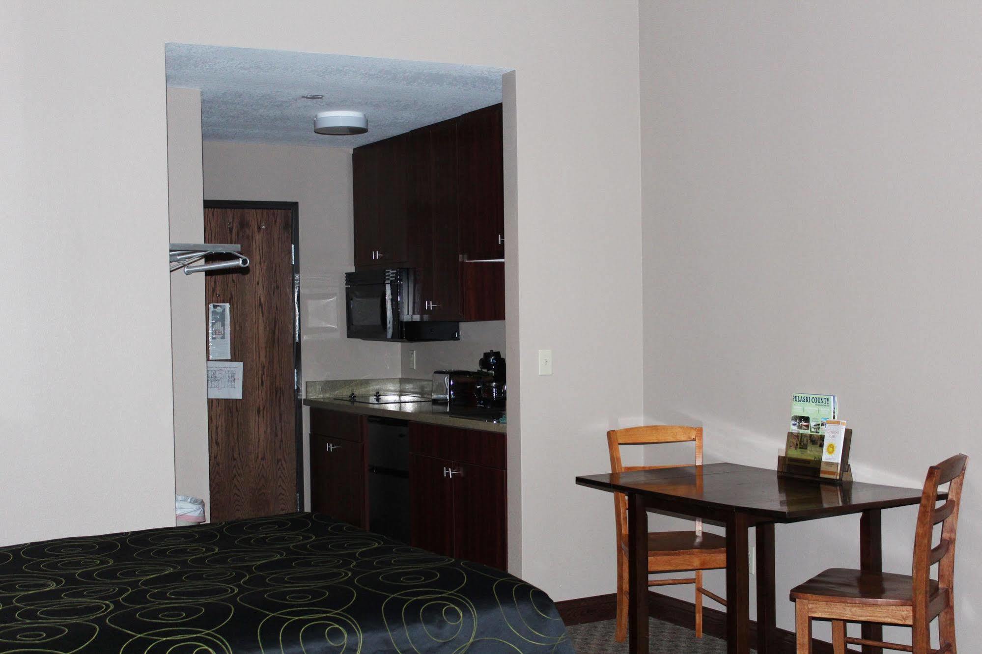 Bell'S Extended Stay And Suites Saint Robert Luaran gambar