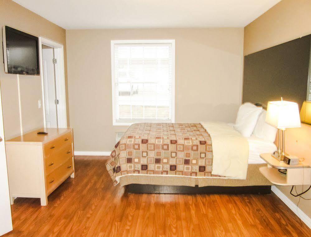 Bell'S Extended Stay And Suites Saint Robert Luaran gambar
